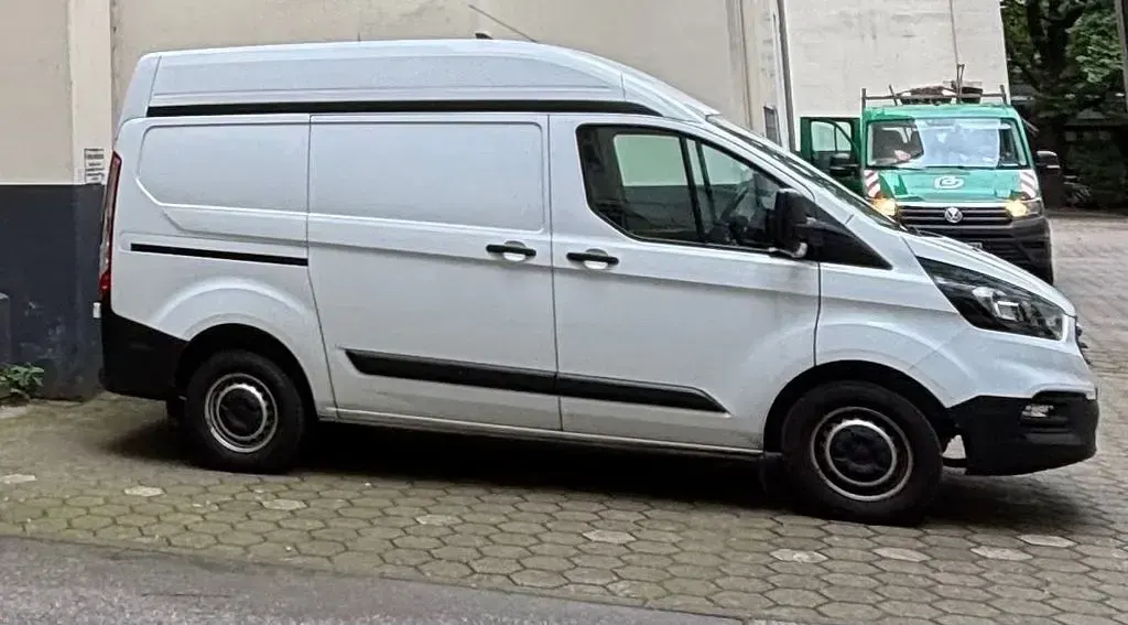 Gebraucht Ford Transit Custom 107 PS (78 kW) 2021 Weiß Limousine