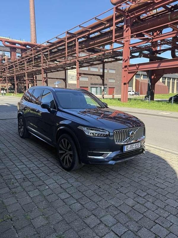 Gebraucht Volvo XC90 Inscription 235 PS (172 kW) 2021 Blau SUV