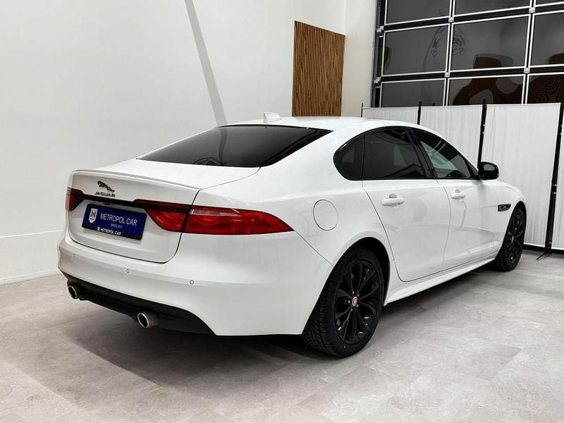 Gebraucht Jaguar XF 300 PS (220 kW) 2018 Weiß Limousine
