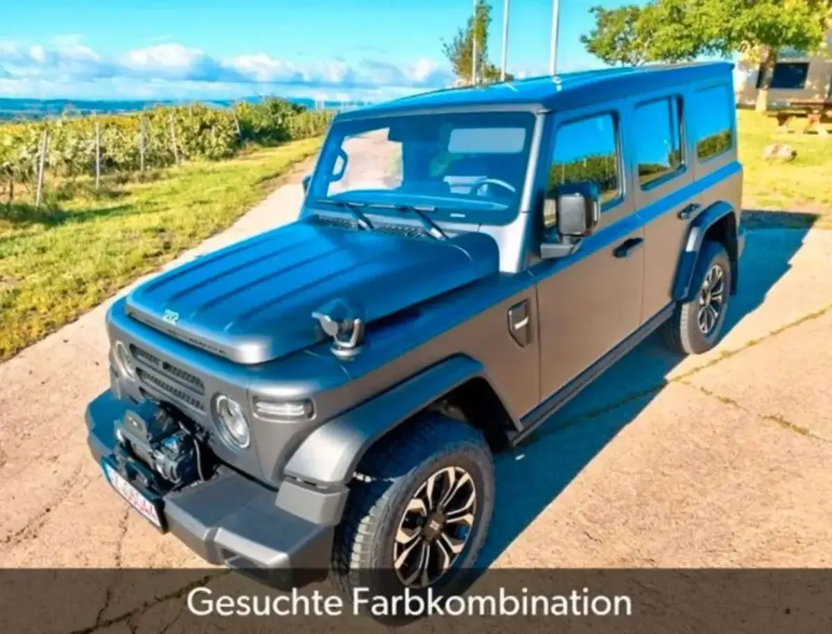 Gebraucht BAW 212 166 PS (122 kW) 2026 Grau SUV