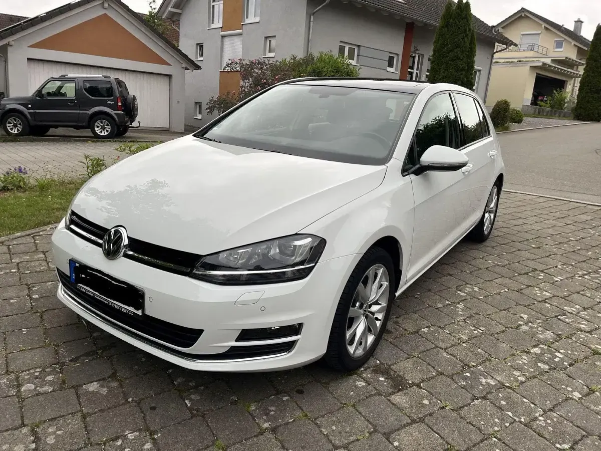 Gebraucht VW Golf VII Highline 150 PS (110 kW) 2016 Weiß Limousine