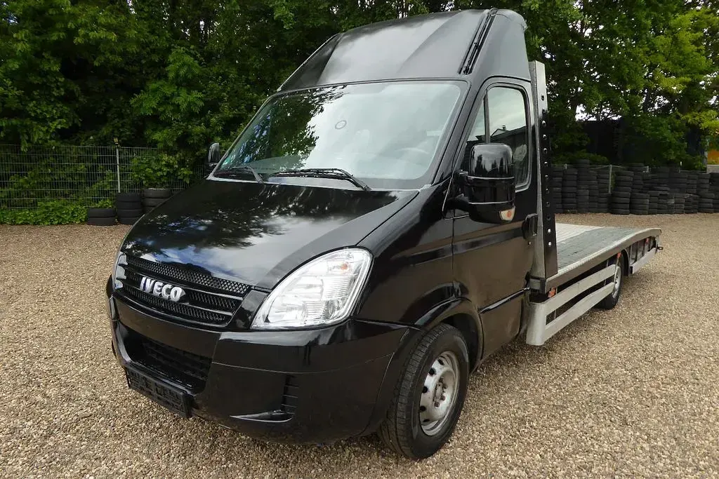 Occasion Iveco Daily 116 ch (85 kW) 2007 Noir Monospace