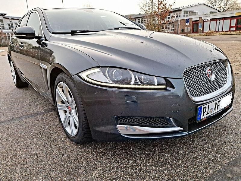Gebraucht Jaguar XF Sportbrake S 275 PS (202 kW) 2014 Grau Kombi