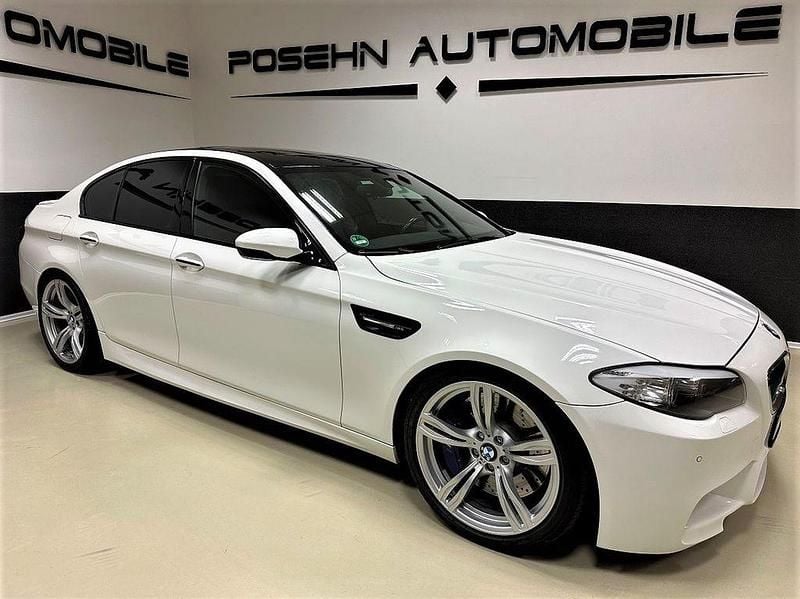Alpinweiss iii Gebraucht 2013 BMW M5 Performance Limousine | 32.900 € (Guter Preis) - Bild 1/4