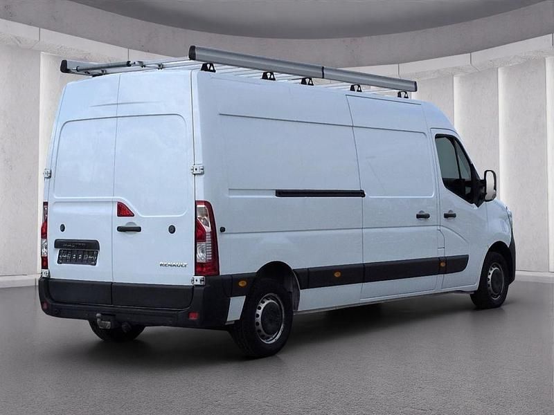 Używany Renault Master 150 KM (110 kW) 2022 Biały Minivan