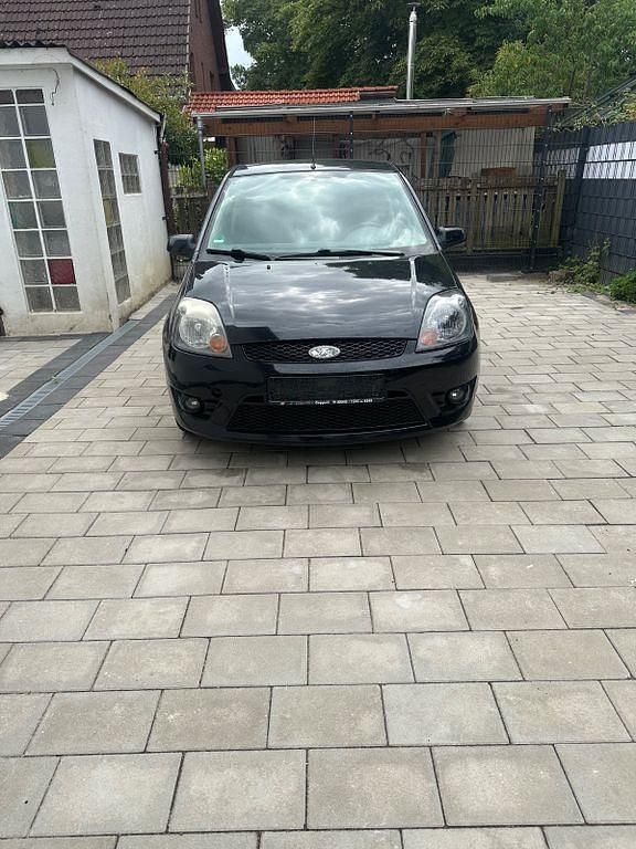 Schwarz Gebraucht 2008 Ford Fiesta Kleinwagen | 1.000 € (Guter Preis) - Bild 1/4