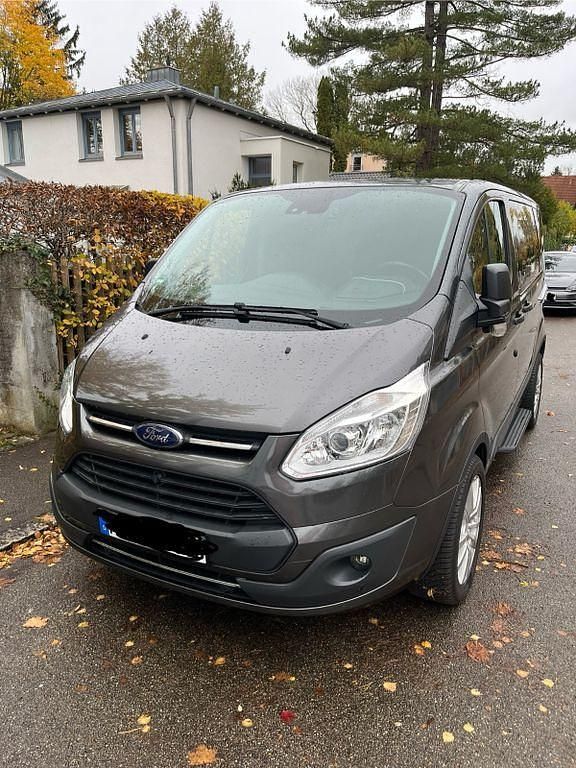 Grau Gebraucht 2017 Ford Tourneo Custom Van | 31.500 € (Teuer) - Bild 1/4