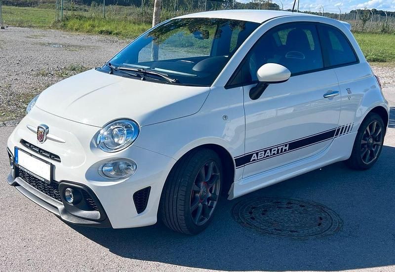 Weiß Gebraucht 2016 Abarth 595 Kleinwagen | 14.200 € (Fairer Preis) - Bild 1/4