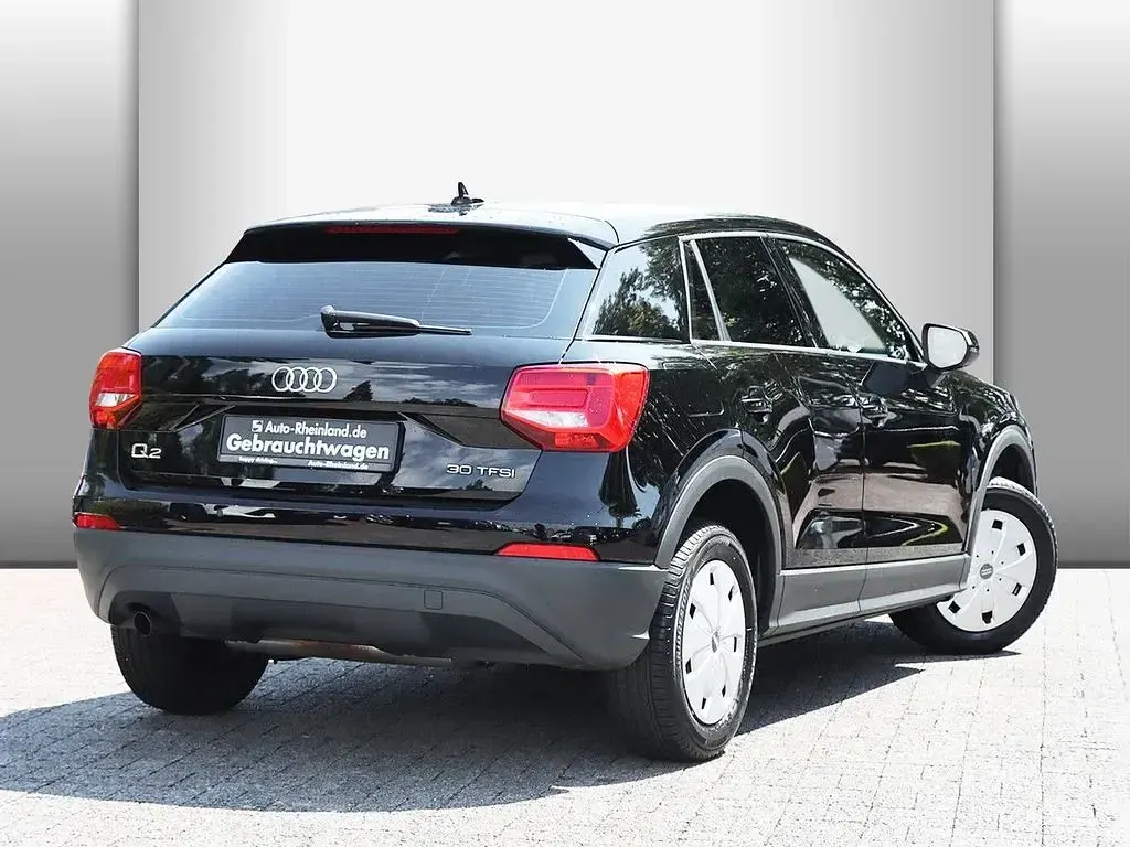 Gebraucht Audi Q2 Comfort 116 PS (85 kW) 2019 Brillantschwarz SUV