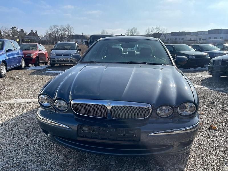 Blau Gebraucht 2001 Jaguar X-type Limousine | 1.790 € (Superpreis) - Bild 1/4