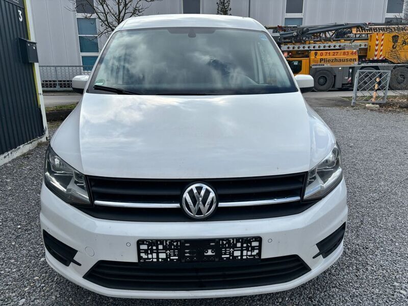 Weiß Gebraucht 2019 VW Caddy Trendline Van / Kleinbus | 13.499 € (Superpreis) - Bild 1/4