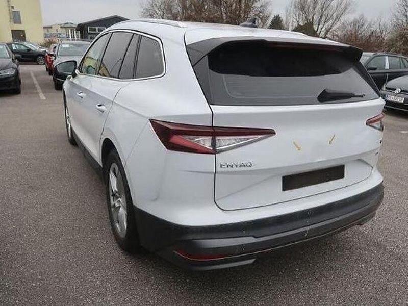 Gebraucht Skoda Enyaq iV Loft 150 kW (204 PS) 2021 Moonweiss metallic SUV