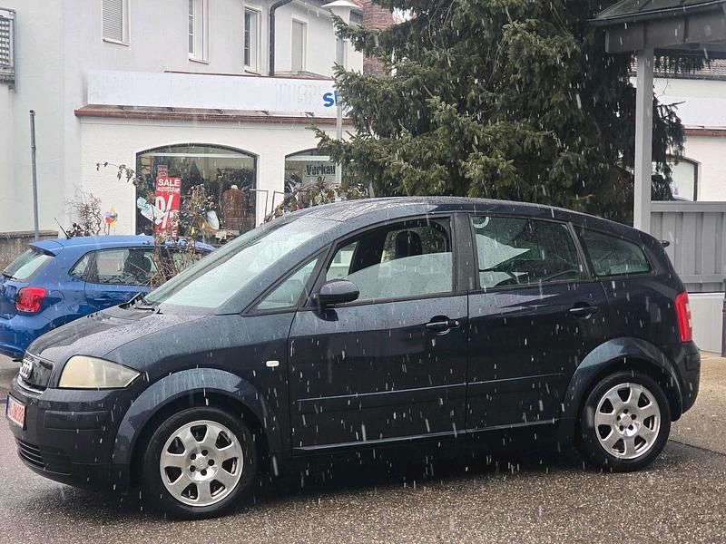 Gebraucht Audi A2 75 PS (55 kW) 2001 Blau Kleinwagen