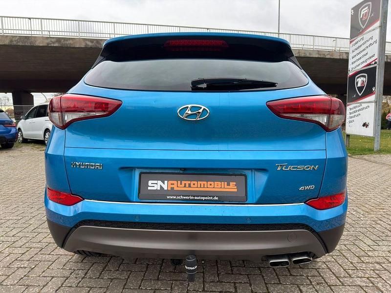 Gebraucht Hyundai Tucson Premium 185 PS (136 kW) 2016 Blau SUV