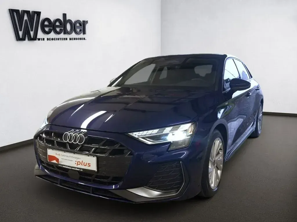 Gebraucht Audi A3 Ambiente 150 PS (110 kW) 2025 Navarrablau metallic Limousine
