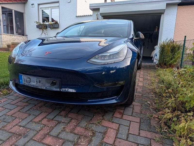 Blau Gebraucht 2020 Tesla Model 3 Performance Limousine | 27.000 € (Guter Preis) - Bild 1/4
