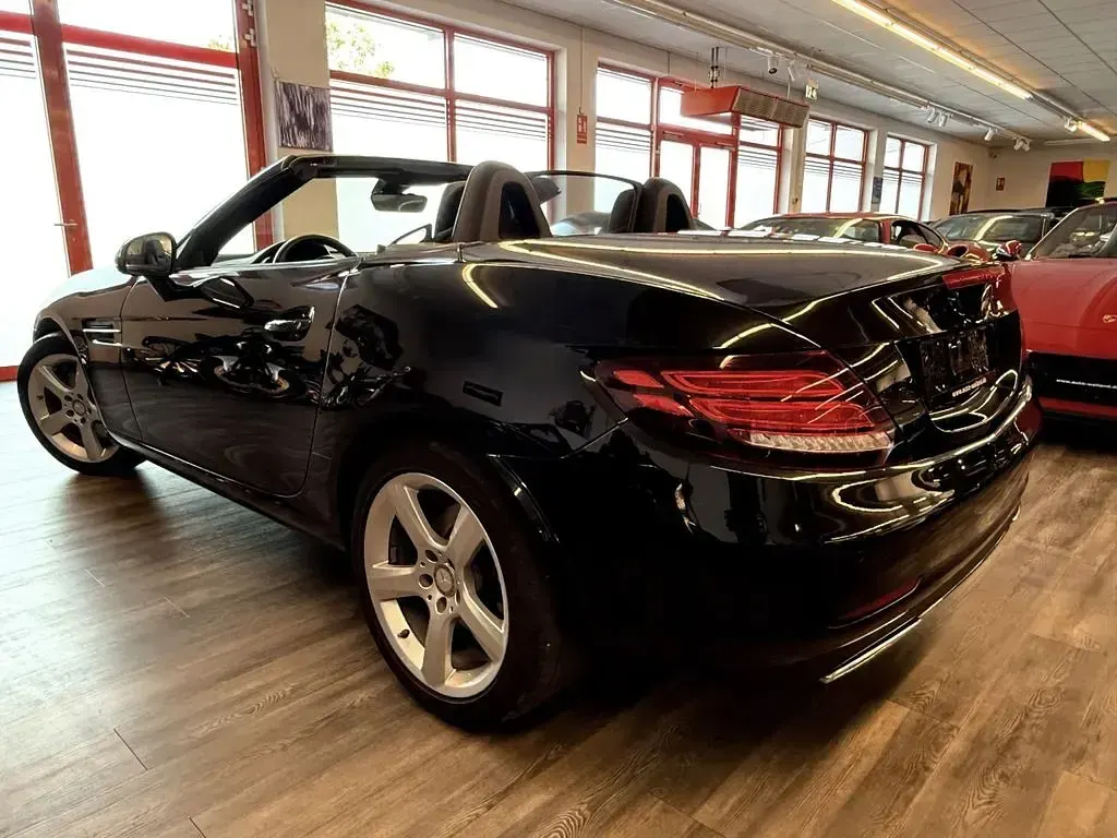 Gebraucht Mercedes SLC200 184 PS (135 kW) 2016 Schwarz Cabrio