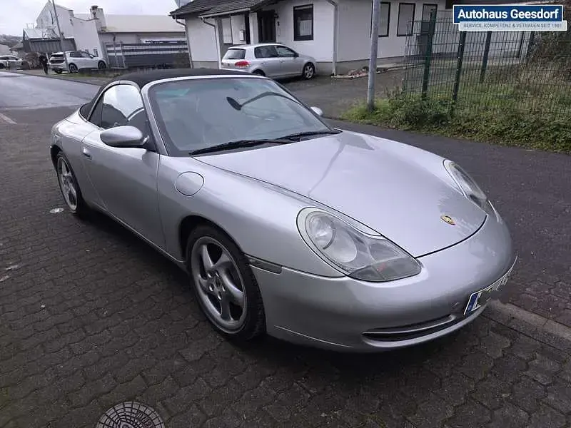 Gebraucht Porsche 911 Carrera Cabriolet 300 PS (220 kW) 2000 Silber Cabrio