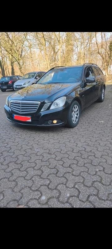 Gebraucht Mercedes E200 136 PS (100 kW) 2011 Kombi