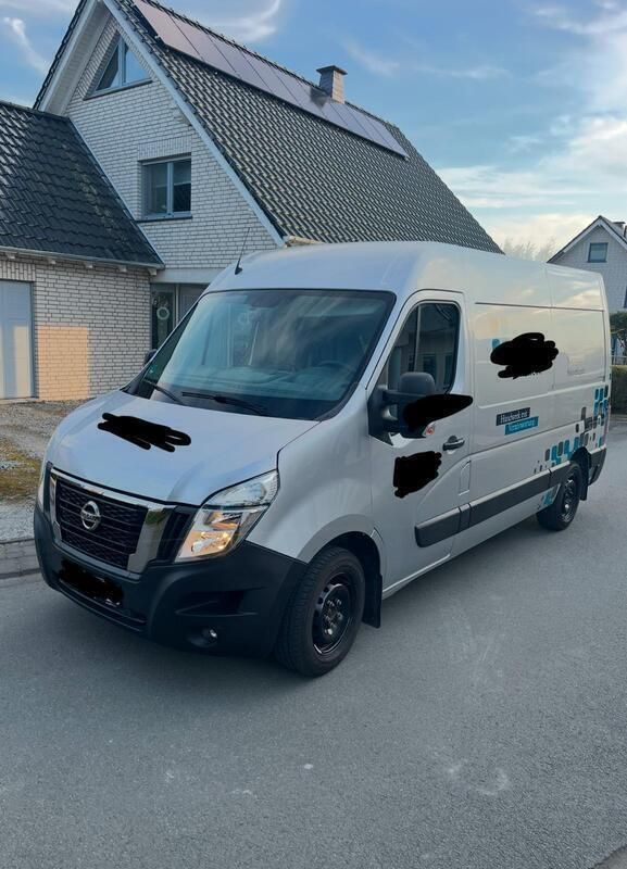 Silber Gebraucht 2021 Nissan Interstar Van | 20.700 € - Bild 1/4