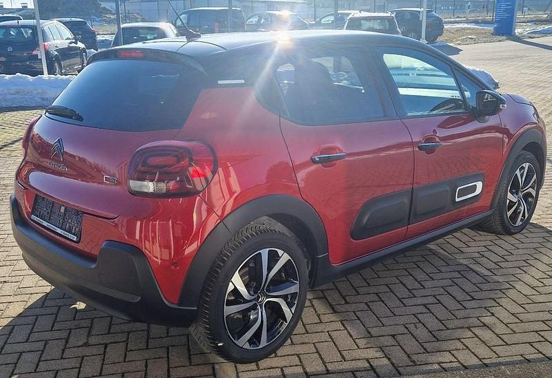 Gebraucht Citroën C3 Shine 110 PS (80 kW) 2021 Elixierrot metallic Limousine