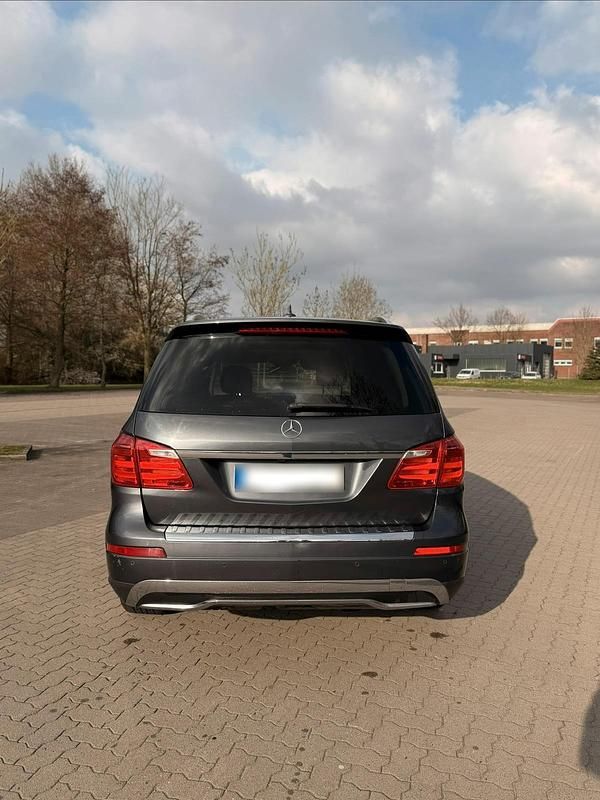 Gebraucht Mercedes GL350 256 PS (188 kW) 2016 Grau SUV