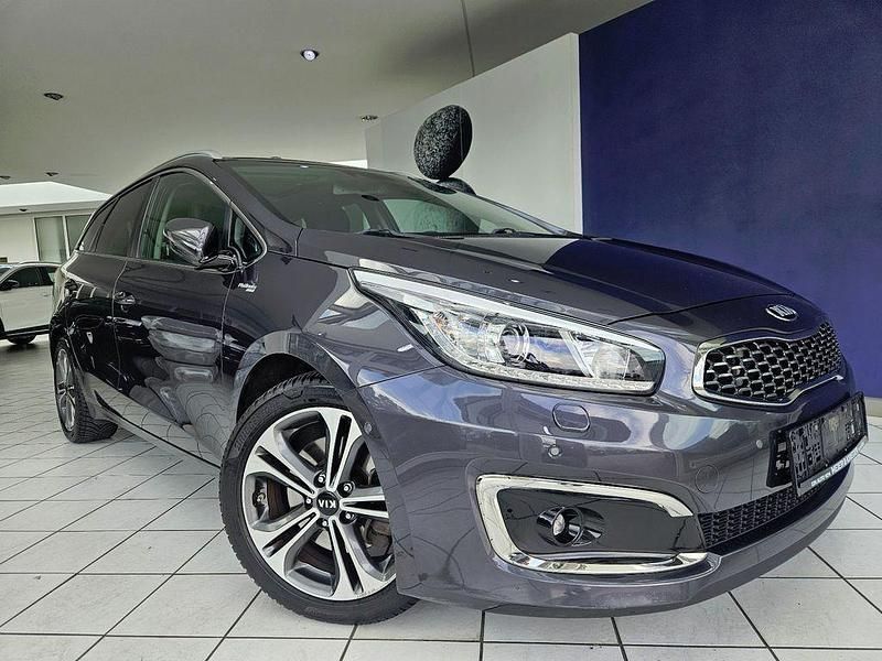 Grau Gebraucht 2017 Kia Ceed Sportswagon Platinum Kombi | 13.700 € (Etwas zu teuer) - Bild 1/4
