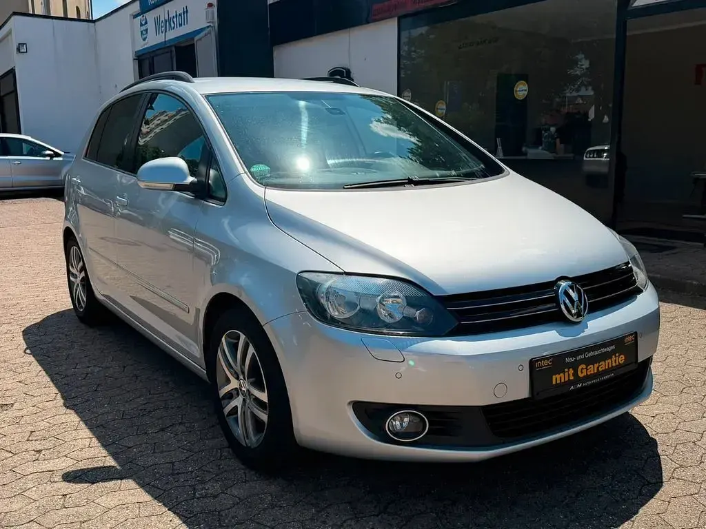 Gebraucht VW Golf VI Comfortline 122 PS (89 kW) 2010 Silber Kleinwagen