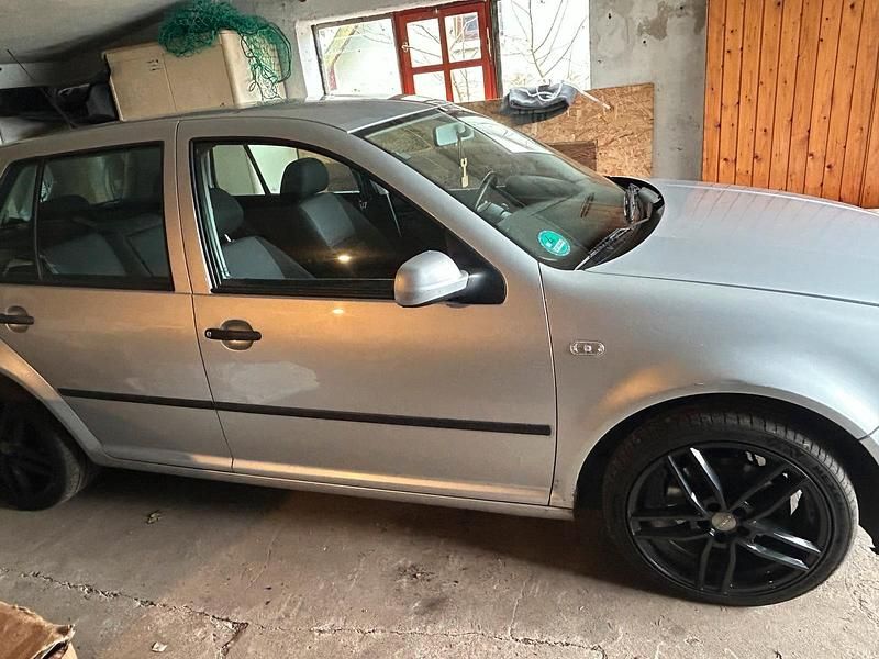 Gebraucht VW Golf IV 105 PS (77 kW) 2000 Silber Kombi