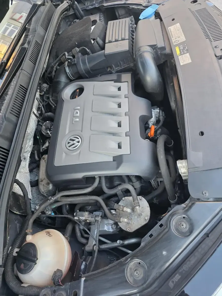 Gebraucht VW Sharan 170 PS (125 kW) 2013 Blau Van / Kleinbus