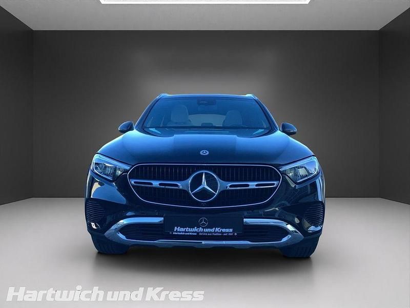 Gebraucht Mercedes GLC220 Advanced Plus 197 PS (144 kW) 2024 Obsidianschwarz  lack SUV