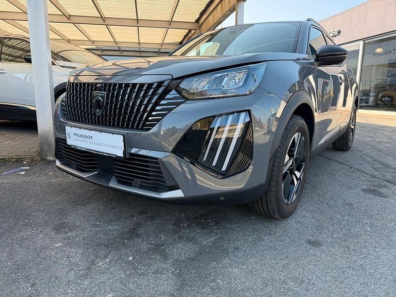 Gebraucht Peugeot 2008 Allure 131 PS (96 kW) 2024 Grau SUV