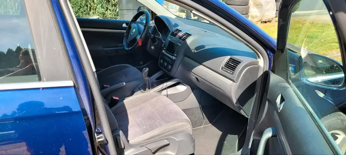 Gebraucht VW Jetta 105 PS (77 kW) 2006 Limousine