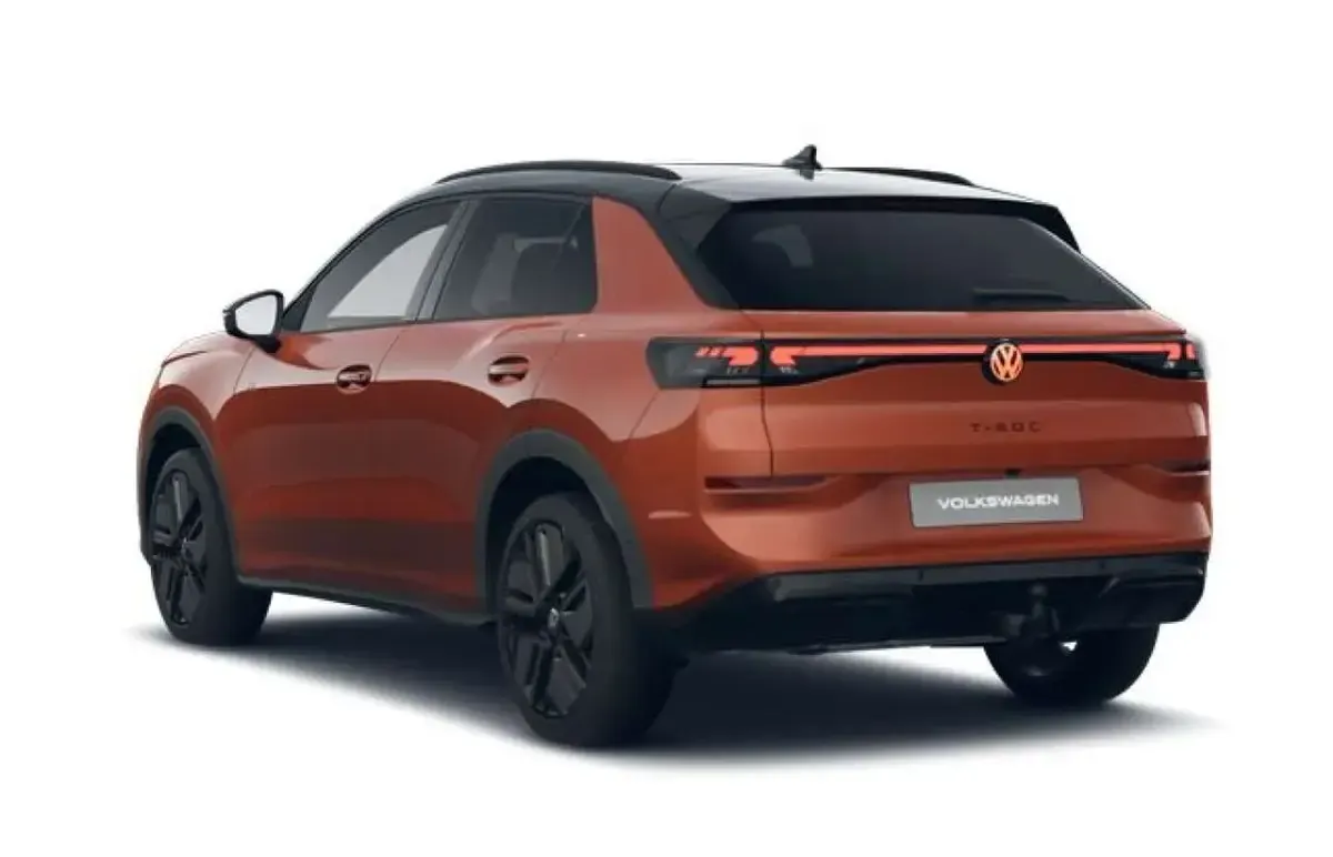 Neu VW T-Roc Cabriolet R-line 150 PS (110 kW) 2026 Flame red metallic / schwarz u SUV