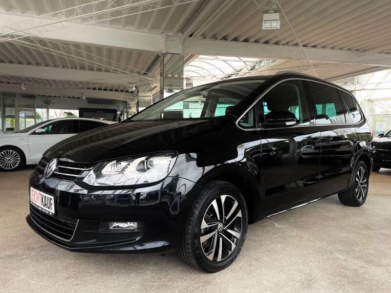 Schwarz Gebraucht 2021 VW Sharan United Van / Kleinbus | 25.290 € (Fairer Preis) - Bild 1/4