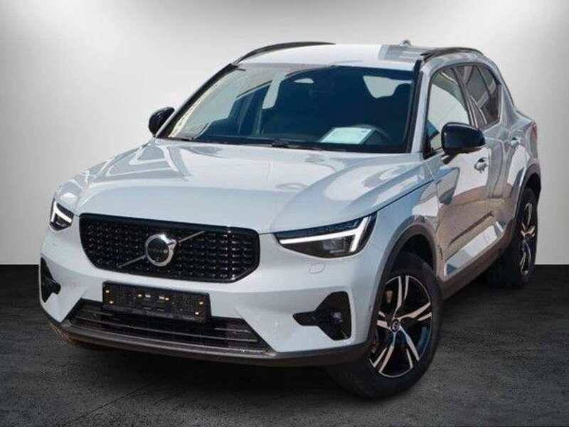Vapour grey / metallic Neu 2025 Volvo XC40 Business Edition SUV | 40.000 € (Etwas zu teuer) - Bild 1/4