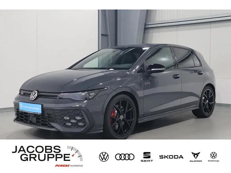 Grau Gebraucht 2025 VW Golf GTI Limousine | 40.969 € (Etwas zu teuer) - Bild 1/4