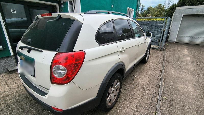 Gebraucht Chevrolet Captiva LS 139 PS (102 kW) 2010 Weiß SUV