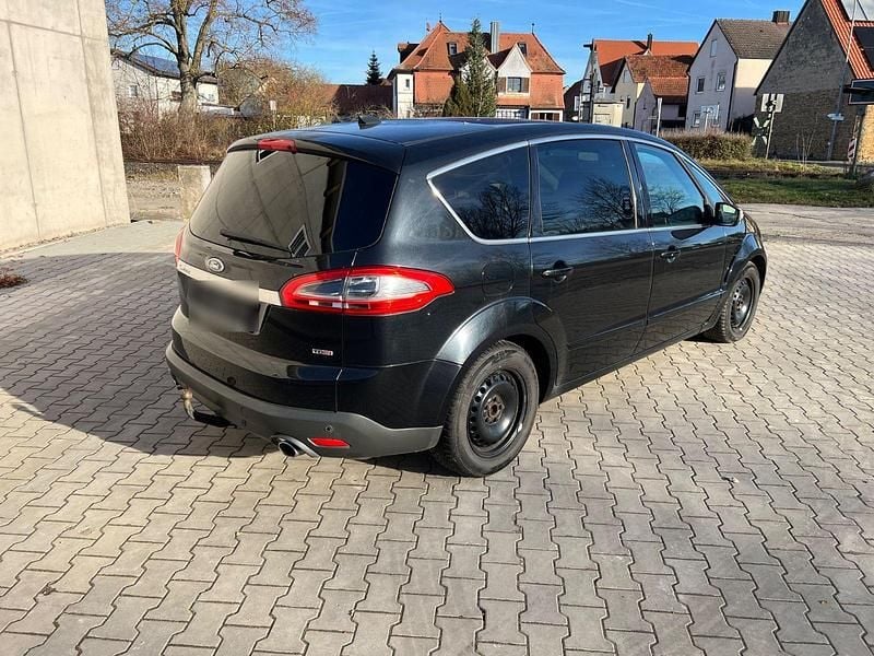 Second-hand Ford S-MAX Titanium 200 CP (147 kW) 2011 Negru Monovolum