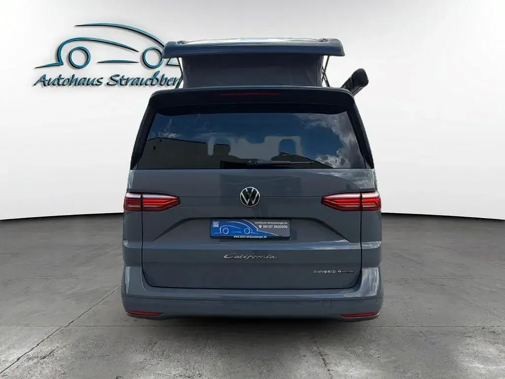 Gebraucht VW California Beach 245 PS (180 kW) 2025 Grau Van