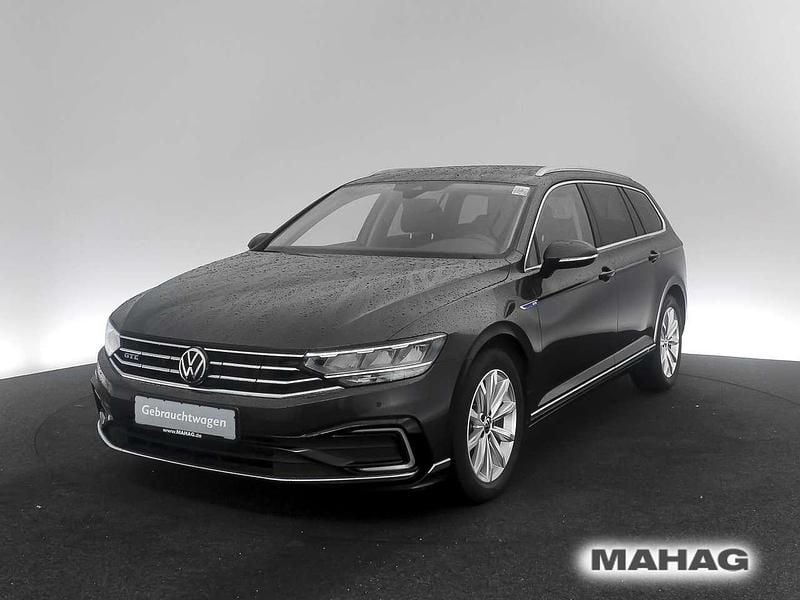 Gebraucht VW Passat GTE 218 PS (160 kW) 2022 Grau Kombi