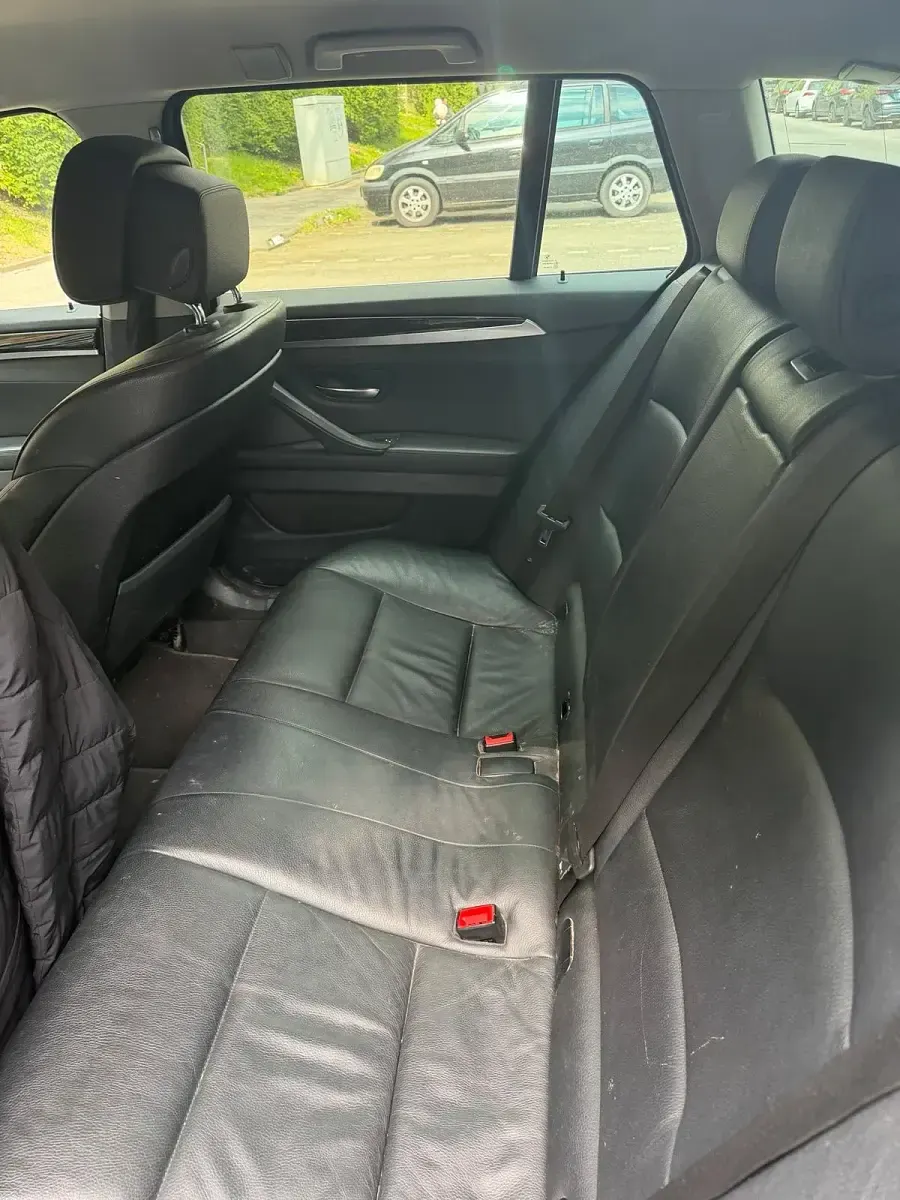 Gebraucht BMW 530 245 PS (180 kW) 2010 Grau Kombi