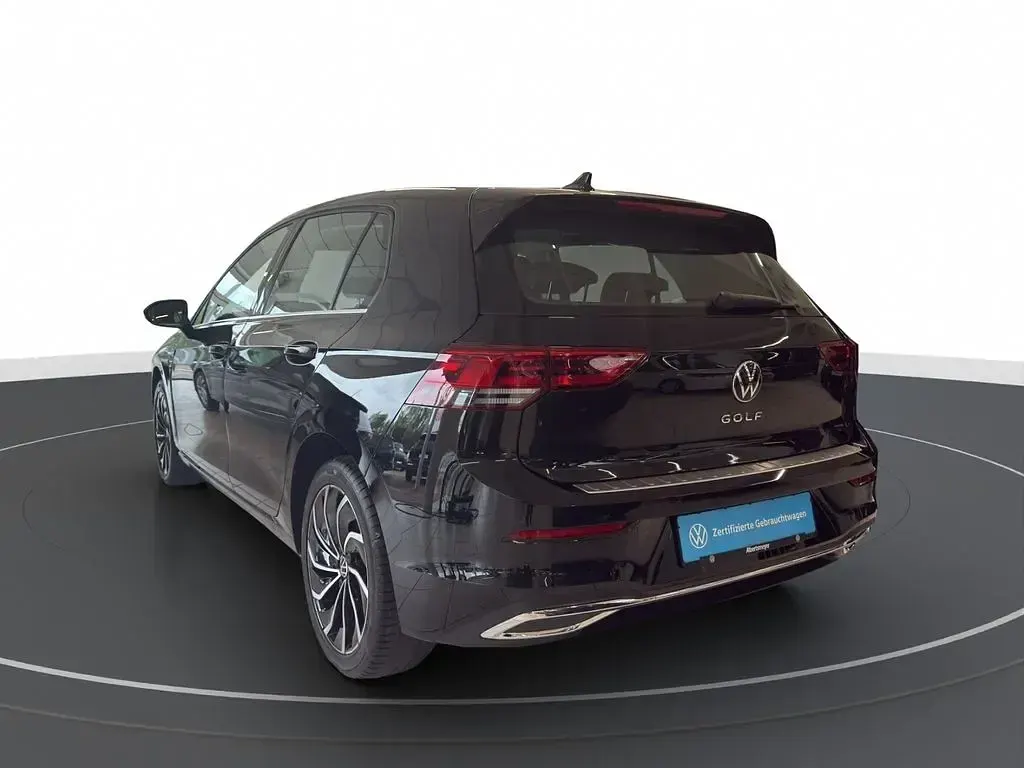 Gebraucht VW Golf VIII Style 190 PS (139 kW) 2024 Schwarz Limousine