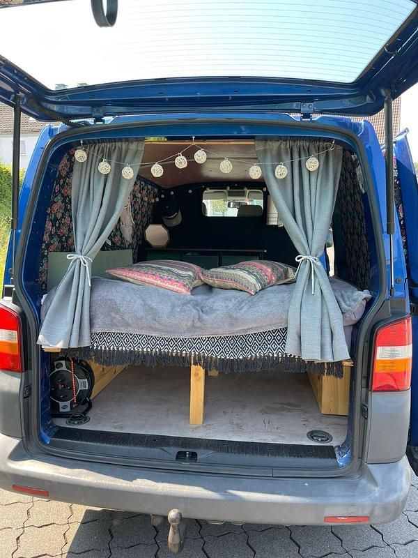 Gebraucht VW T5 105 PS (77 kW) 2010 Blau Van