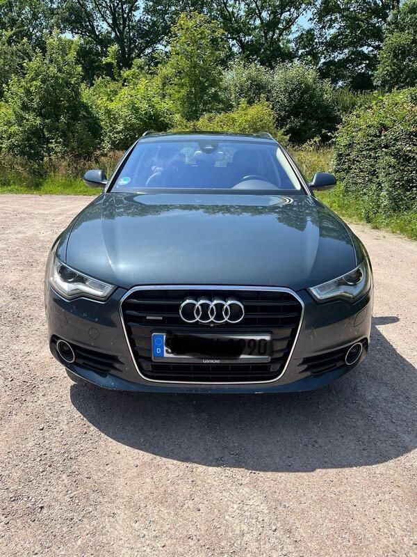 Blau Gebraucht 2013 Audi A6 Kombi | 11.900 € (Superpreis) - Bild 1/4