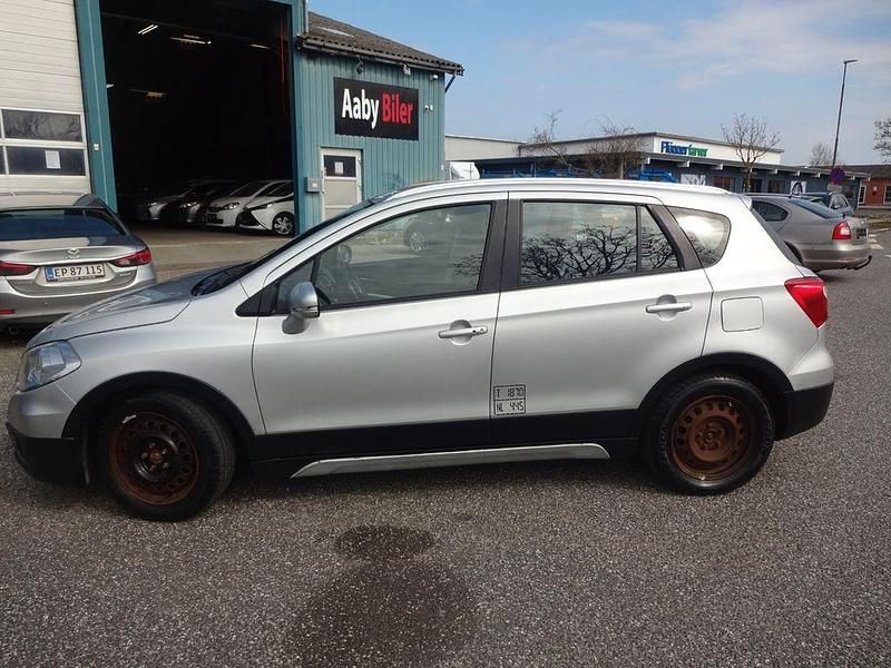 Gebraucht Suzuki SX4 120 PS (88 kW) 2014 Silber Van / Kleinbus