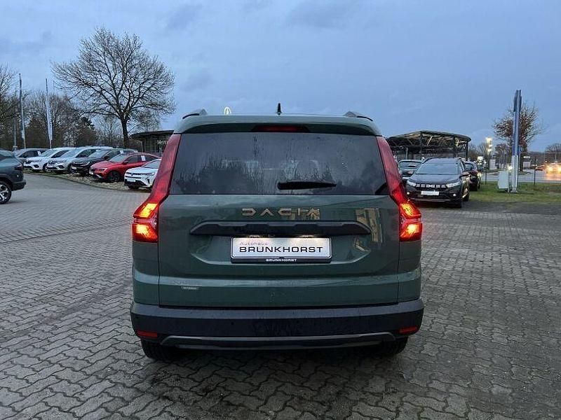 Gebraucht Dacia Jogger Extreme 141 PS (103 kW) 2025 Safarigrüngrau Van / Kleinbus