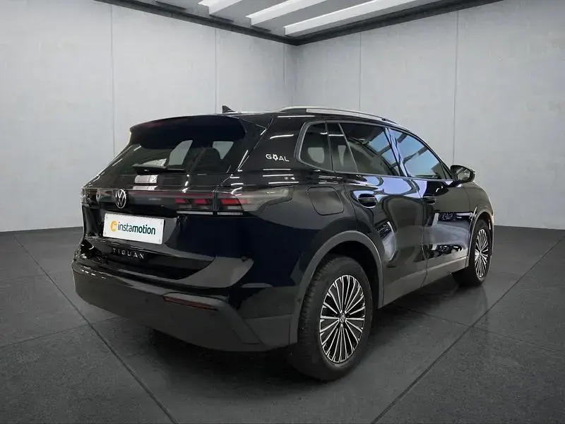 Gebraucht VW Tiguan 150 PS (110 kW) 2025 Schwarz SUV