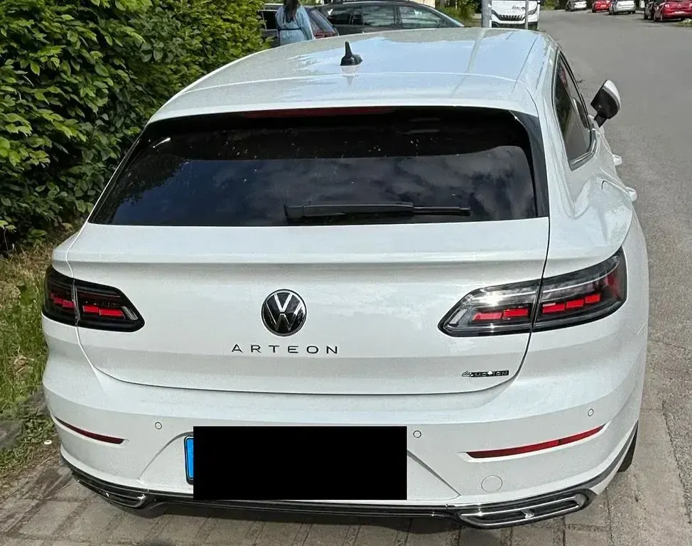 Gebraucht VW Arteon R-line 200 PS (147 kW) 2023 Weiß Limousine