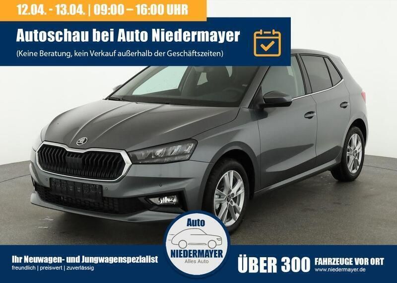 Raceblau metallic Neu 2025 Skoda Fabia Selection Limousine | 22.495 € (Guter Preis) - Bild 1/4